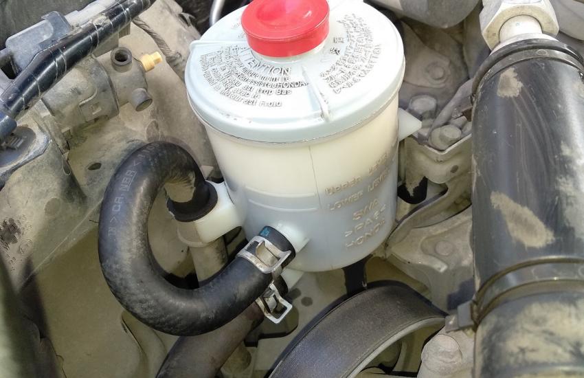 бачок ГУР на Хонде