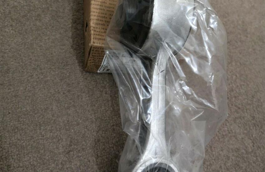 подушка двигателя