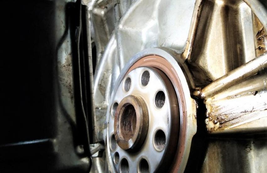 замена заднего сальника коленвала на Хонде