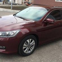 красная Хонда