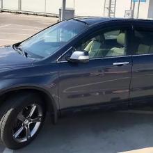 СРВ сбоку на улице