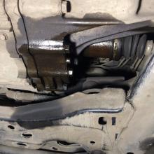 Утечки через сальник привода