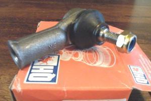 рулевой наконечник на коробке