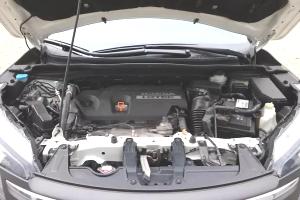 открытый капот на Хонде