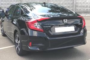 черный Цивик