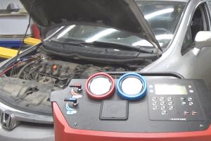 Заправка кондиционера Хонда Цивик