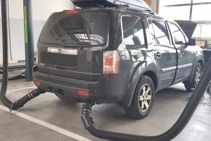 Хонда Пилот в процессе диагностики