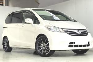 Хонда Фрид после замены приводного вала в автотехцентре