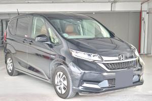 Хонда Фрид после замены ШРУСов в автотехцентре