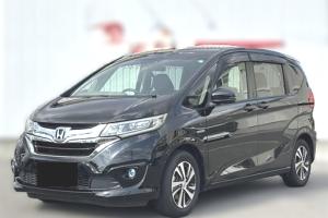 Хонда Фрид после замены свечей зажигания в автотехцентре