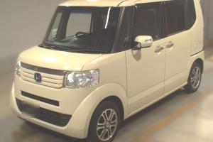 Хонда Н-Бокс после замены моторчика печки в автотехцентре