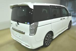 Хонда Stepwgn после замены генератора в автотехцентре