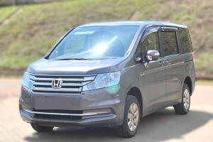 Хонда Stepwgn после замены ступицы в автотехцентре