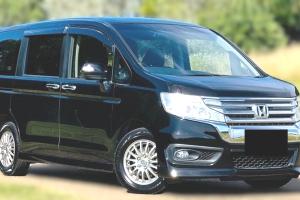 Хонда Stepwgn после замены заднего сальника коленвала в автотехцентре